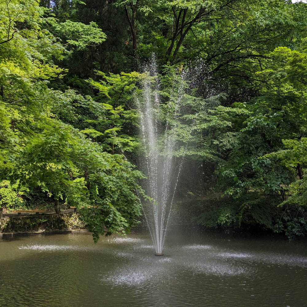 加茂山公園の噴水