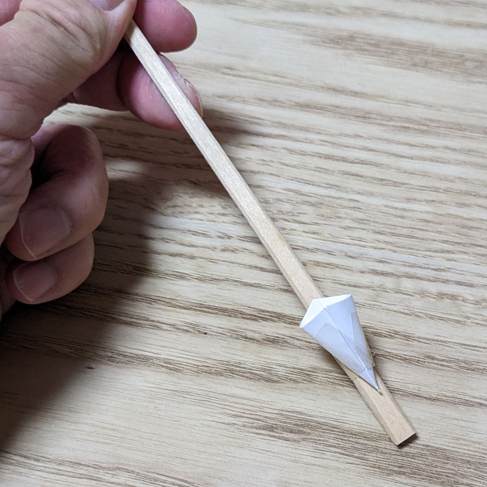 割り箸にポケットを取り付けた